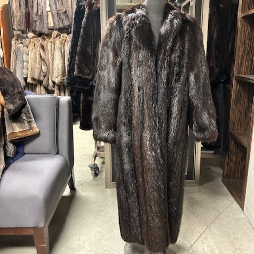 DARK LONG HAIRED - BEAVER - LIKE NEW -WAS 6K NOW ONLY $1195 - SIZE M